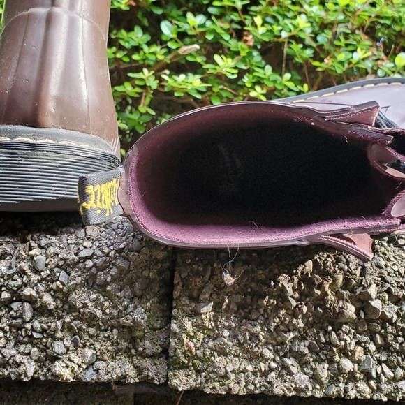 Dr. Martens boots size 5.5 - Picture 4 of 9
